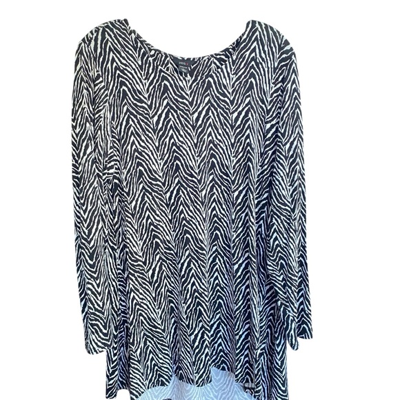 intro. Black & White Zebra Stripe Stretchy Soft Long Sleeve Size LARGE - Picture 8 of 8